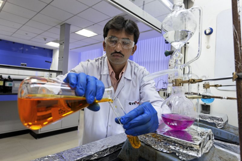 新闻人士称，“十三五”已将医疗信息化、高性能医疗器械、生物医药确定为重点