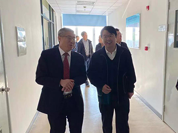 浦东新区管小军副区长一行10余人莅临南宫28现场调研CRO市场及公司业态