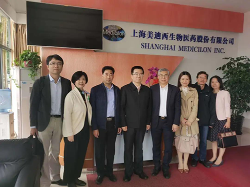 中国药科大学党委书记金能明与南宫28首席执行官陈春麟博士