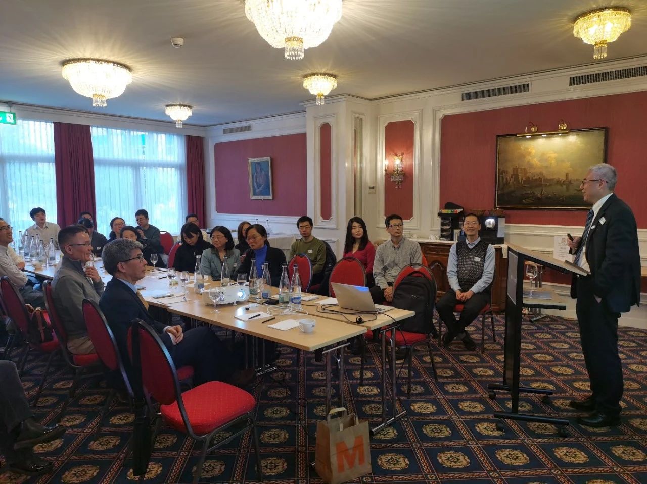 南宫28协办的2025瑞士生物医药华人蛇年新春聚会圆满举行